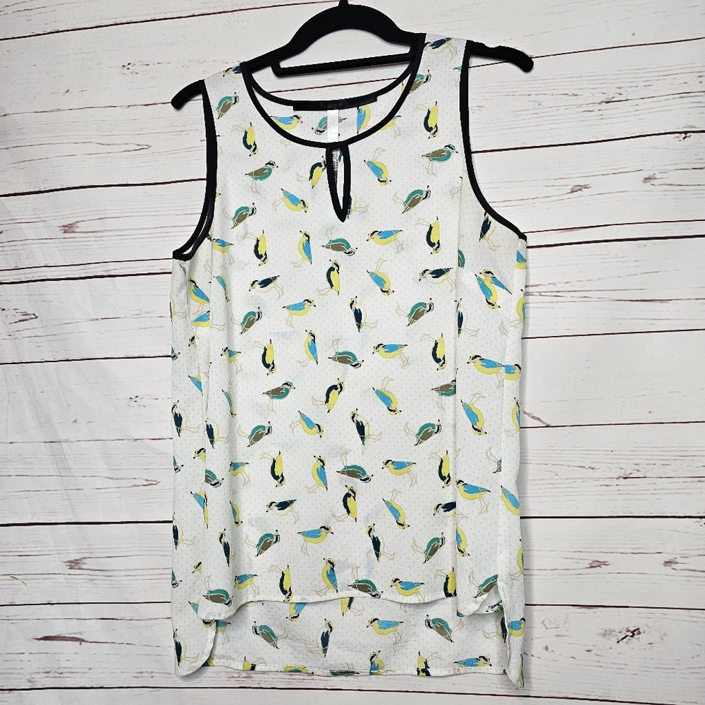 Kensie Bird Pattern Sleeveless Top - Picture 9 of 11